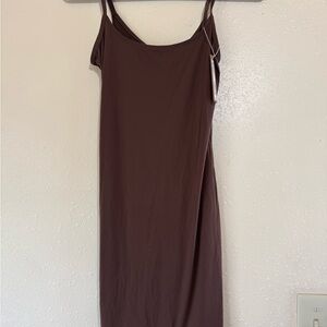 SKIMS Fits Everybody Slip Dress Cocoa. NWT! Size M